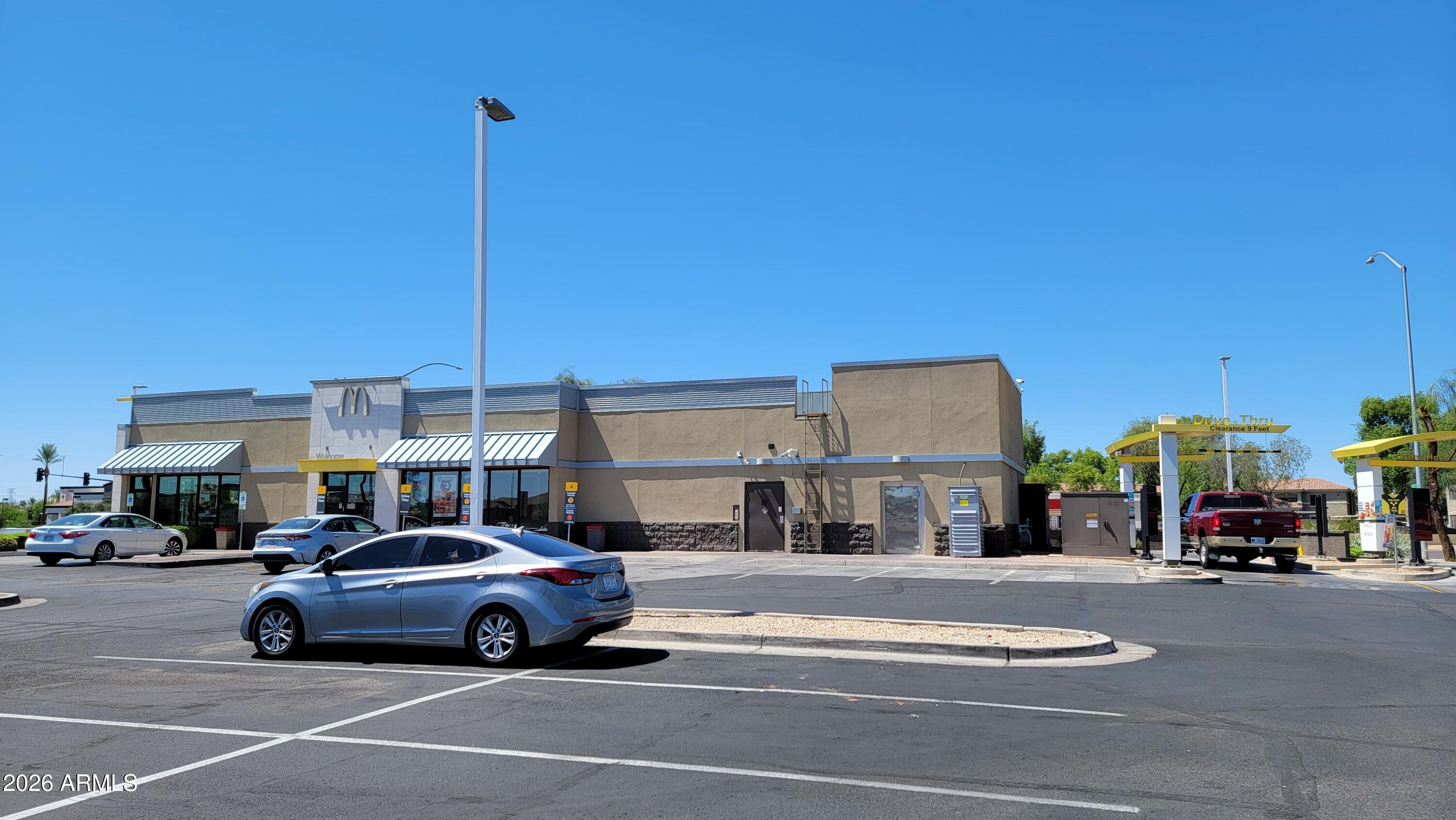 4441 E SOUTHERN Avenue -
