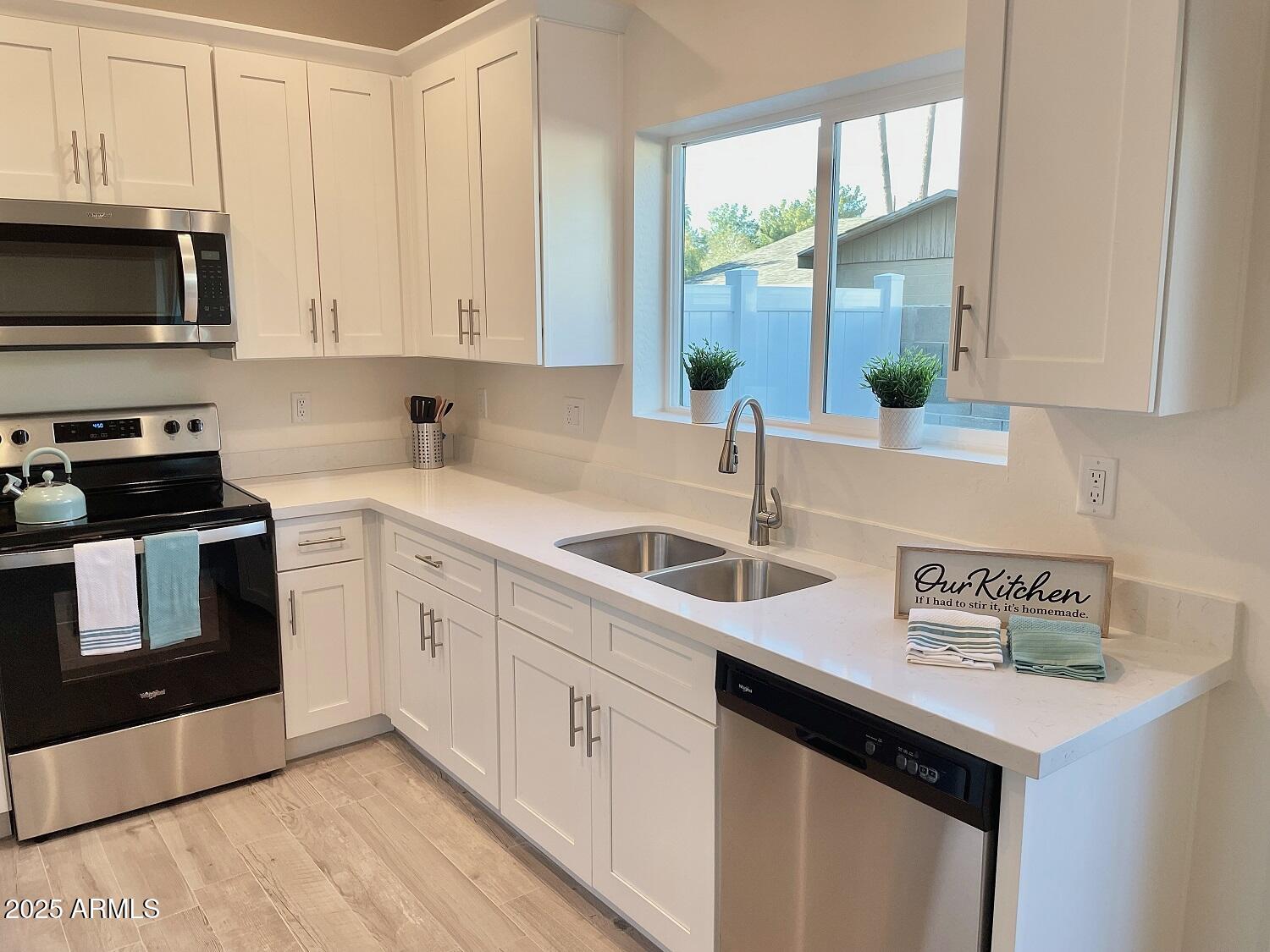 701 N MCQUEEN Road 12