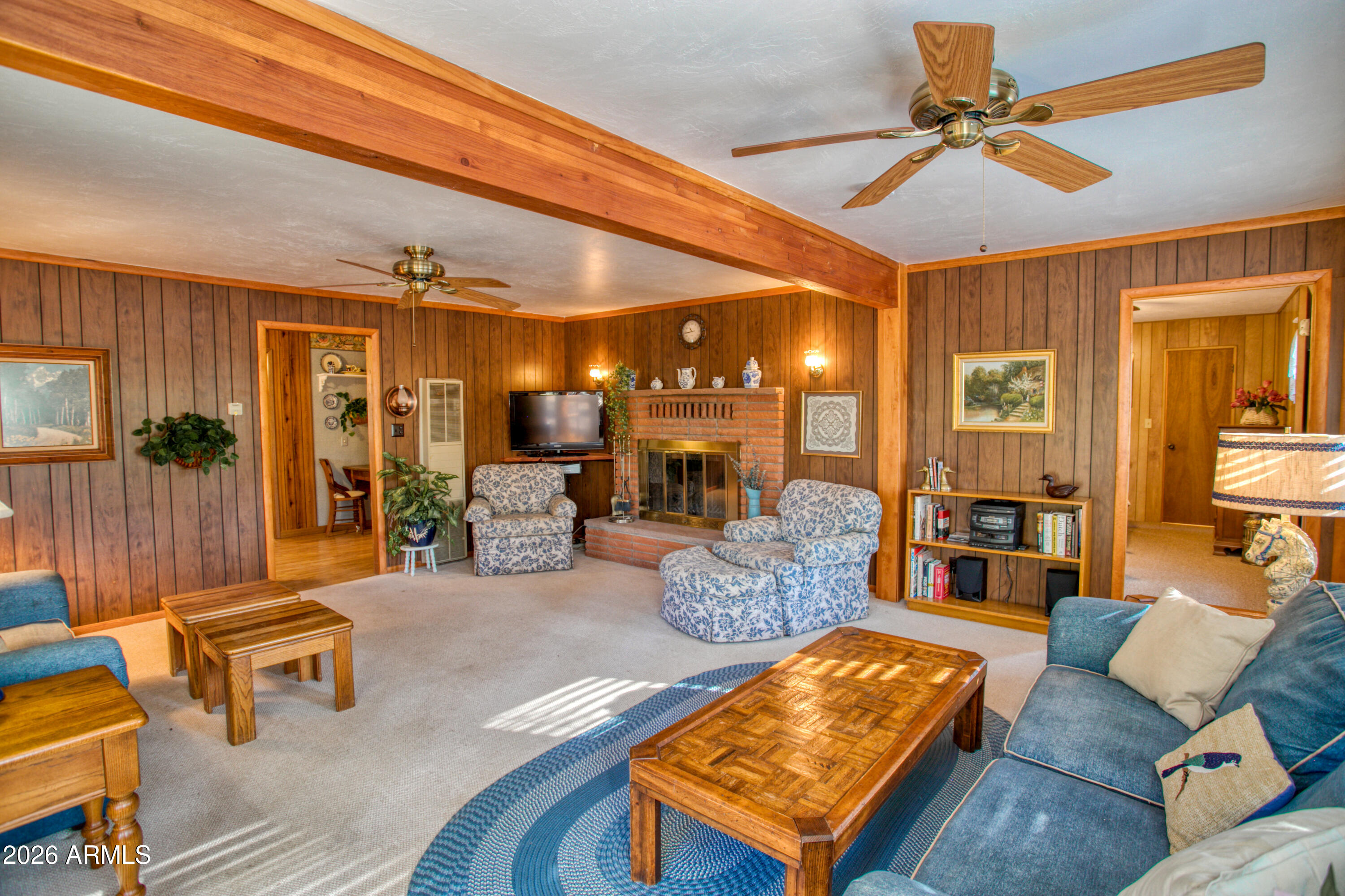 1249 W HUMMINGBIRD Circle