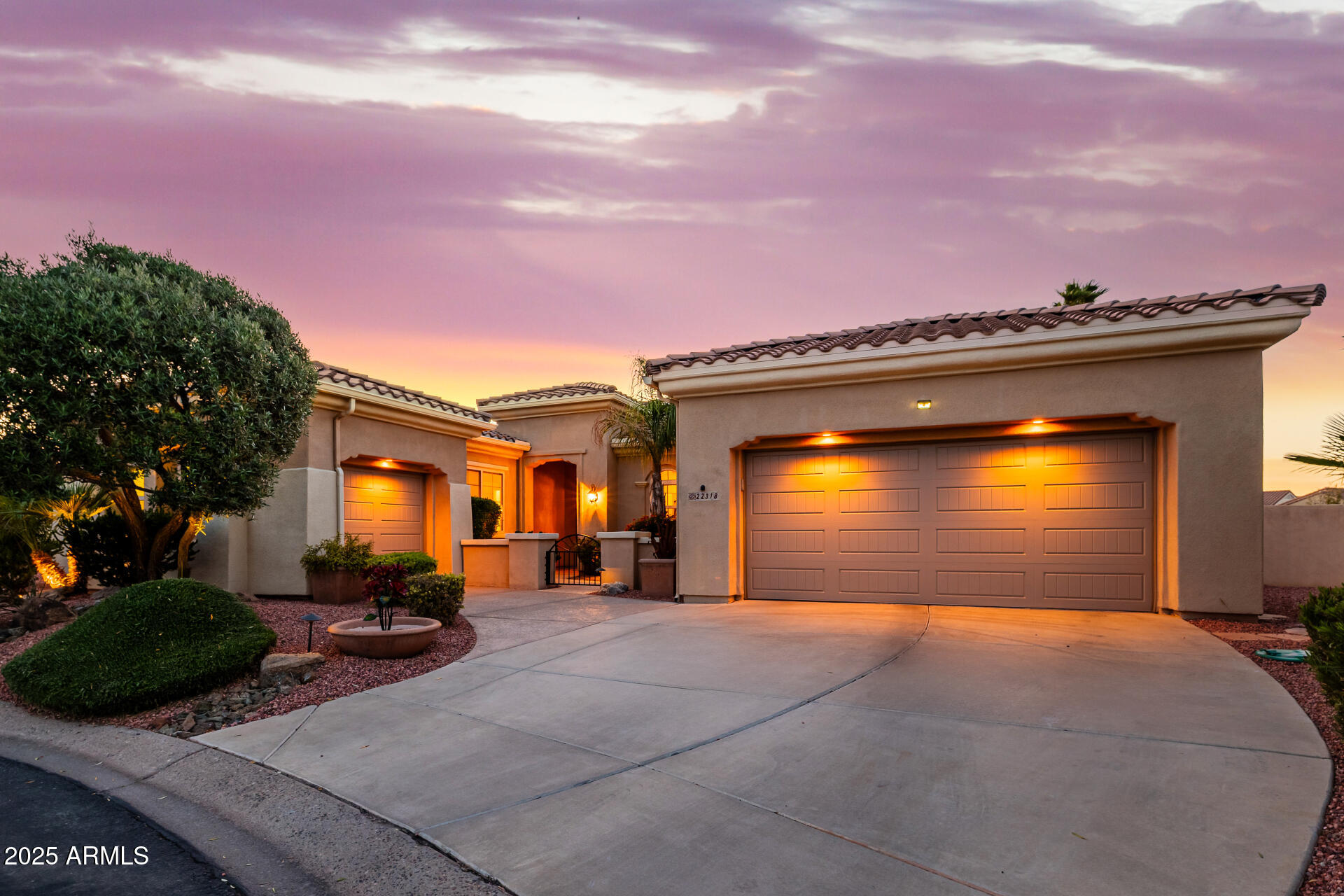 22318 N PICO Court