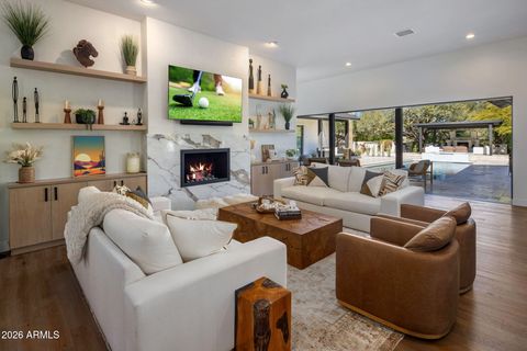 Photo of 8002 N Ironwood Drive, Paradise Valley, AZ 85253 (MLS # 6957854)