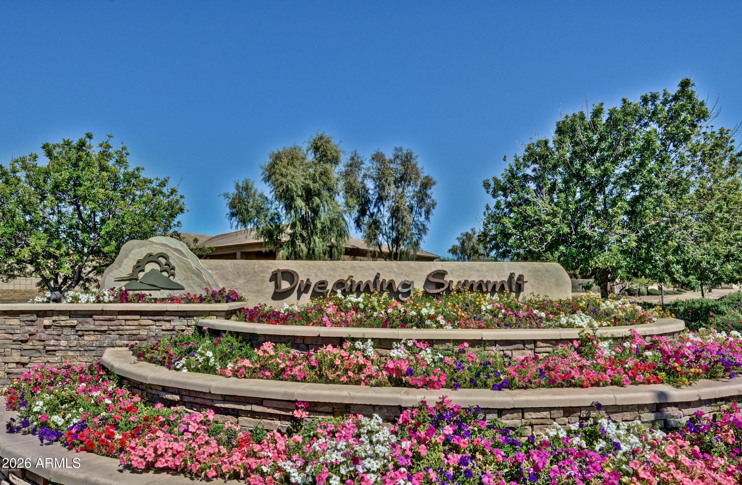 DREAMING SUMMIT UNIT 2A - Residential