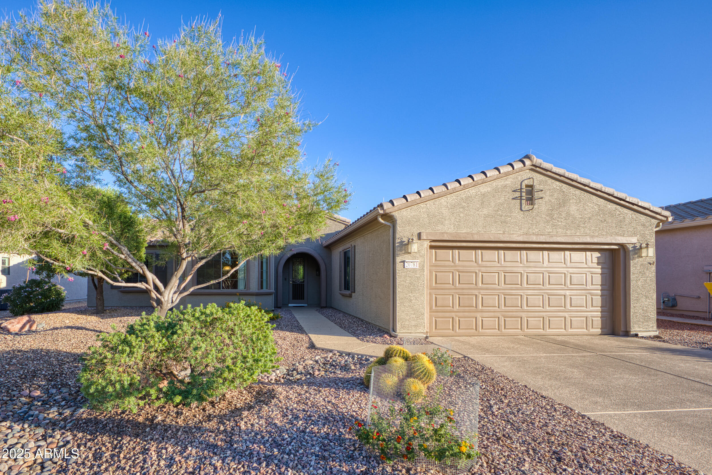 20781 N KINGPOINT Drive