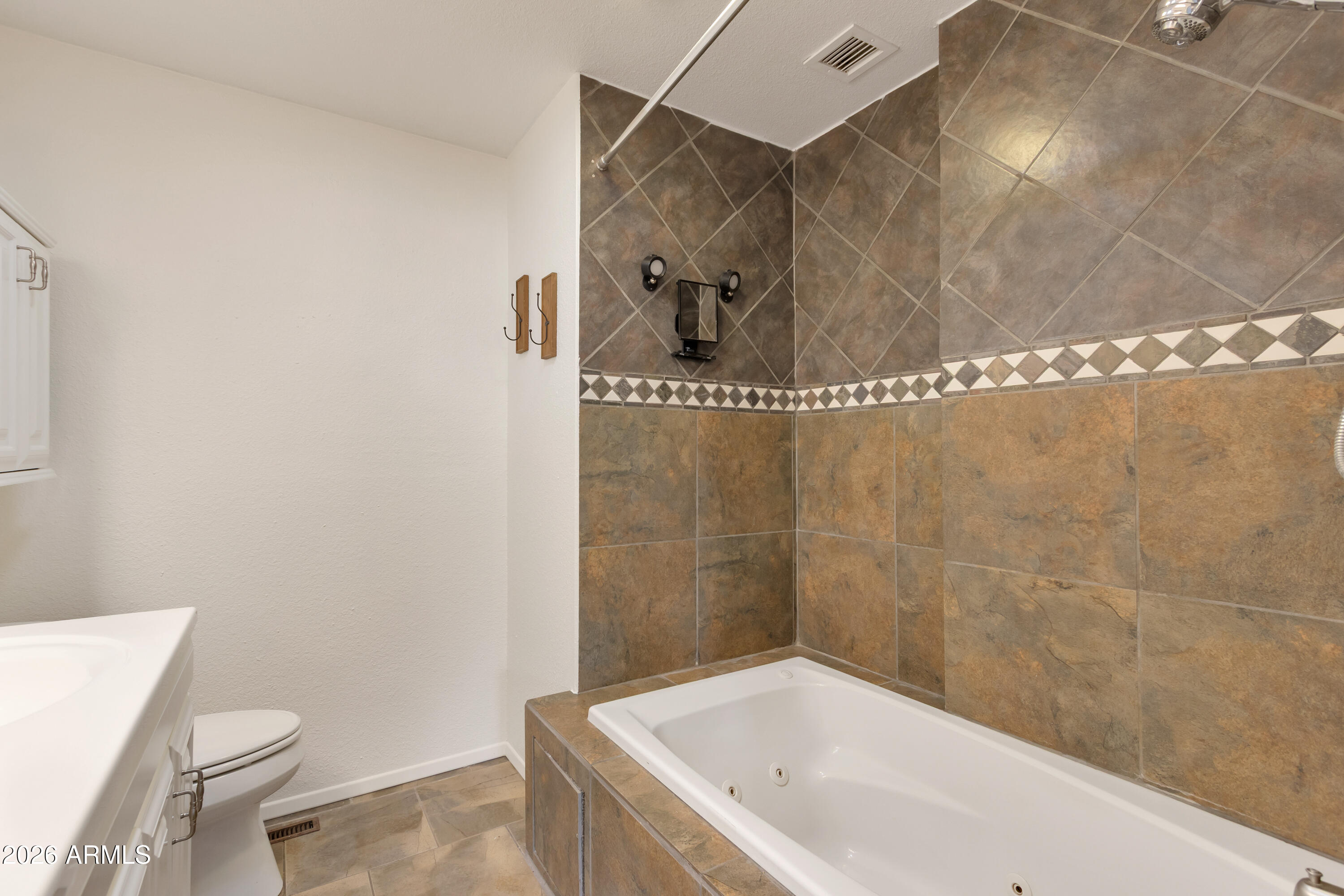 OAK CREEK COUNTRY CLUB WEST - Residential