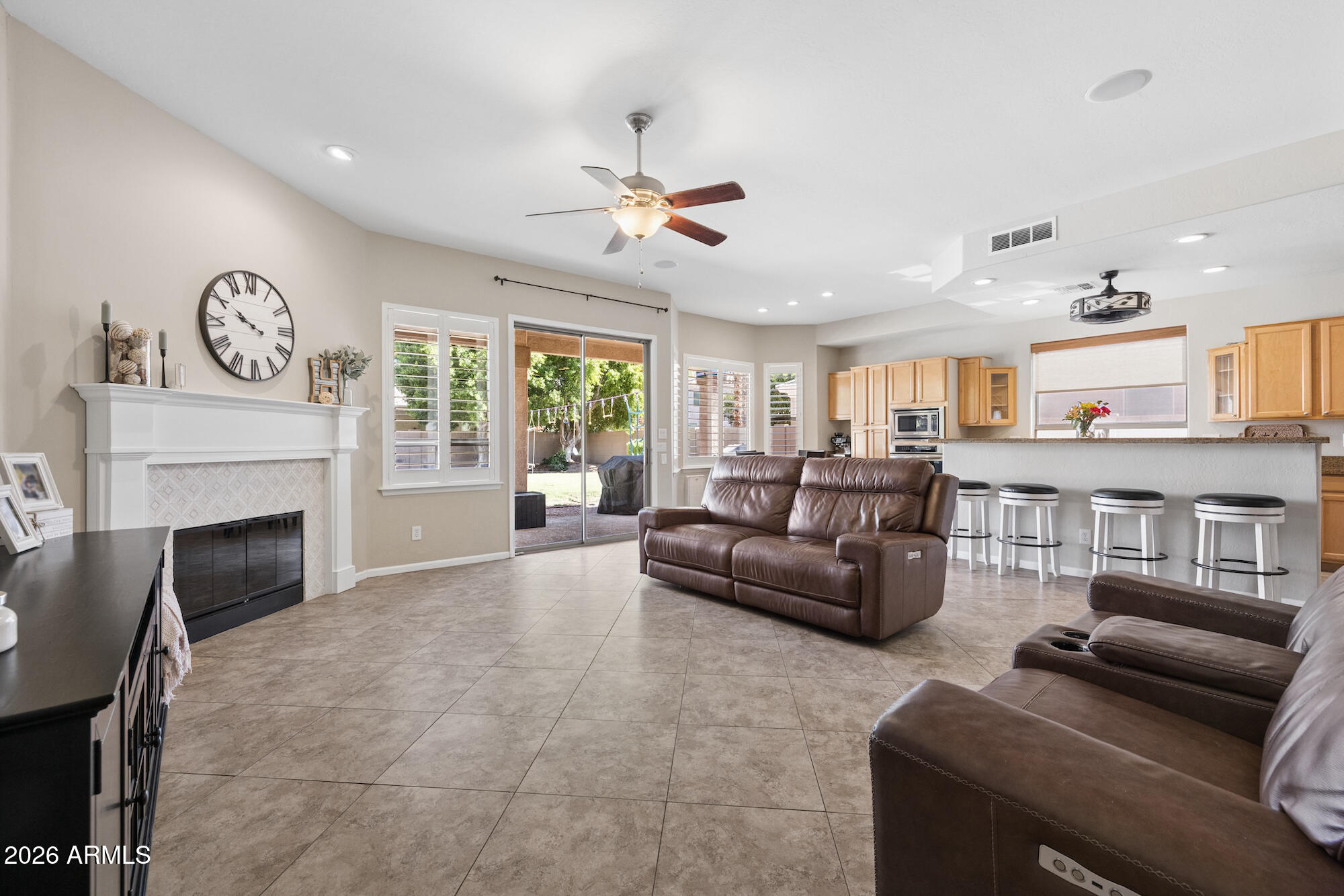 1550 E SAGEBRUSH Court