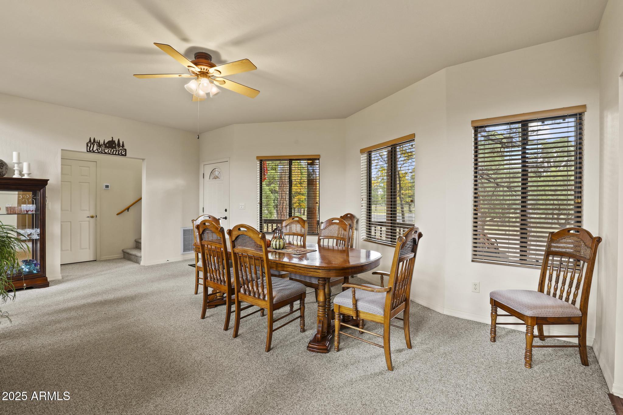 2812 HIDDEN CREEK Circle