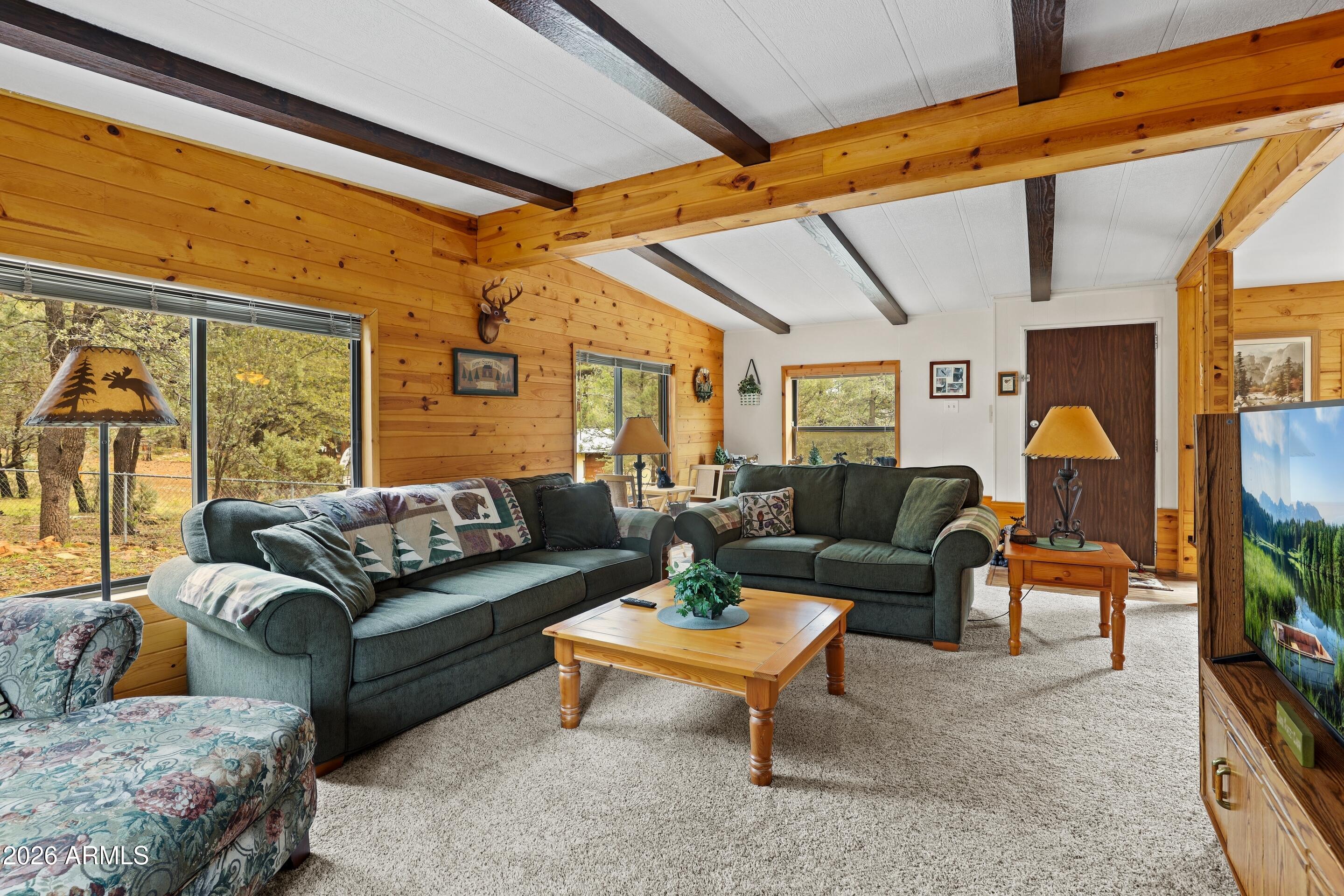 5343 N STRAWBERRY Drive