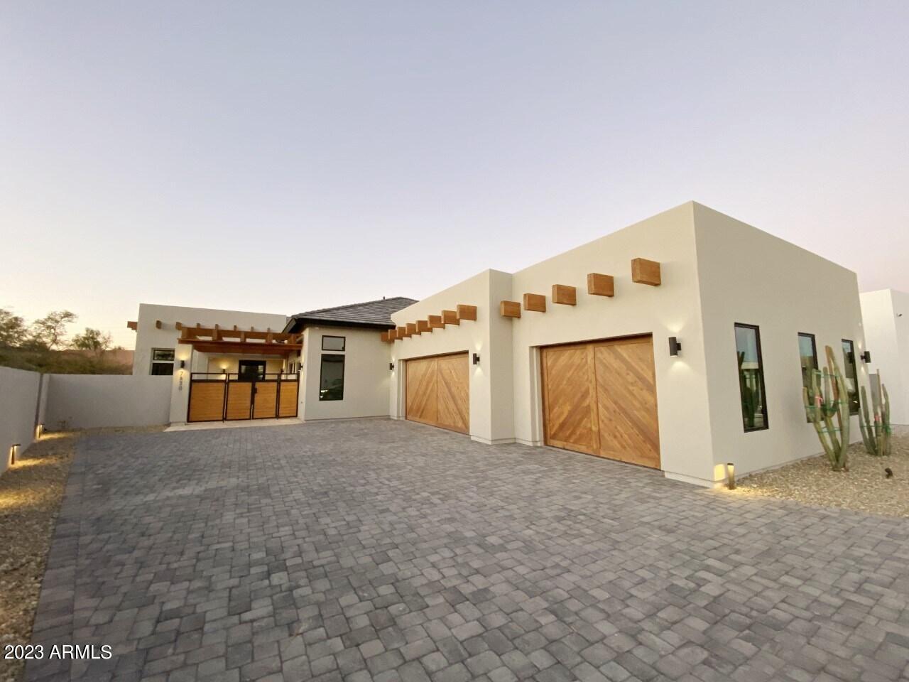 SIENA ESTATES - Residential