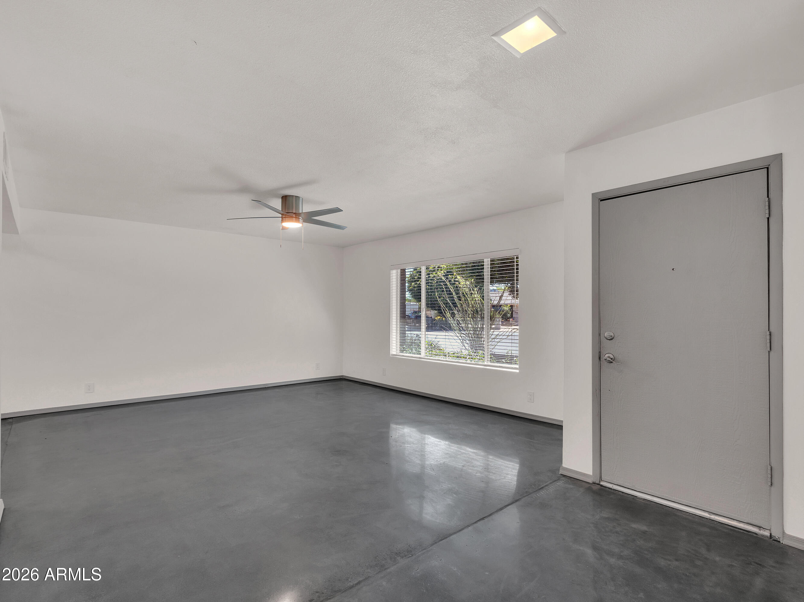 5605 W REDFIELD Road