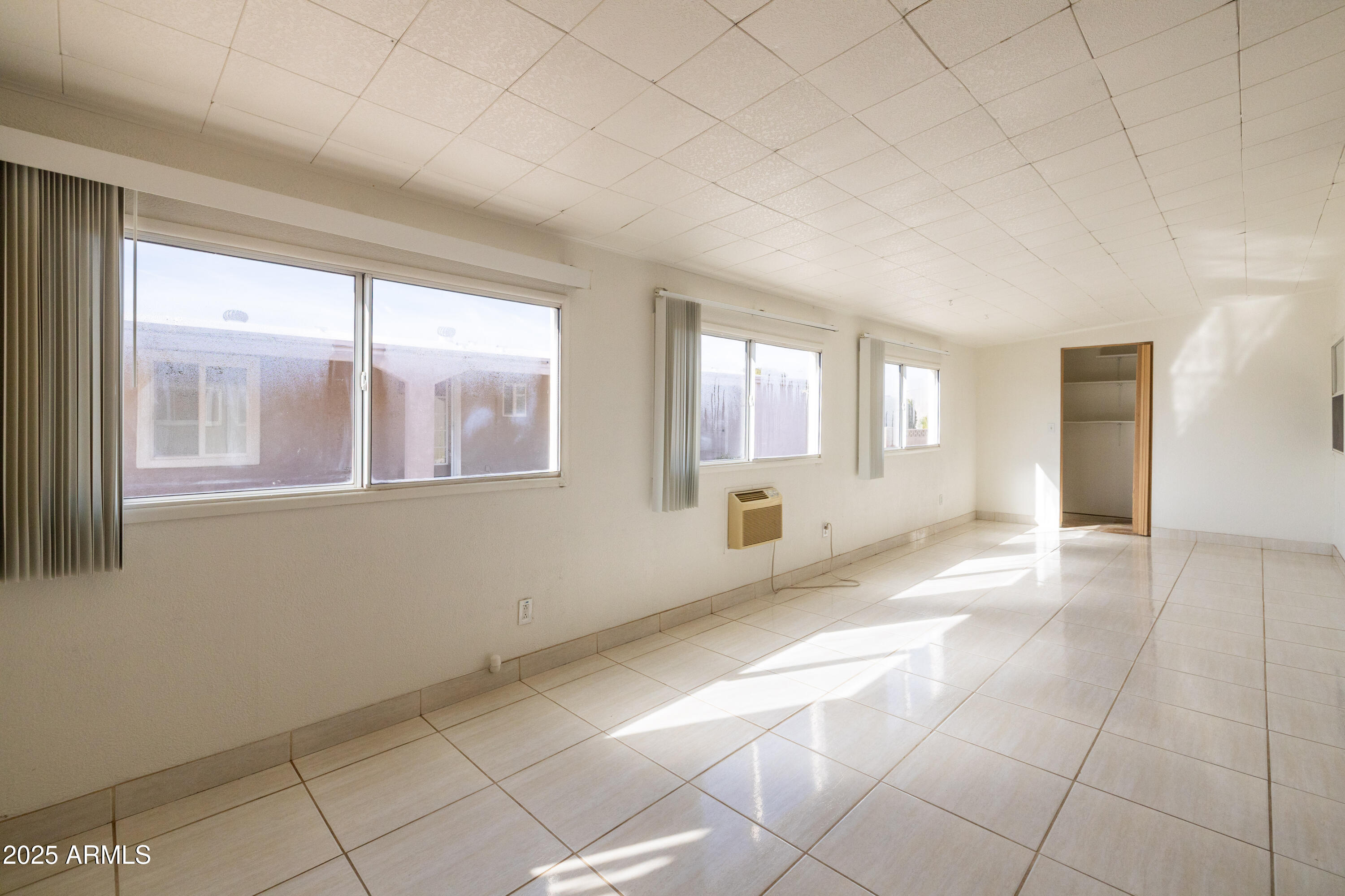 9318 E Sun Lakes Boulevard S