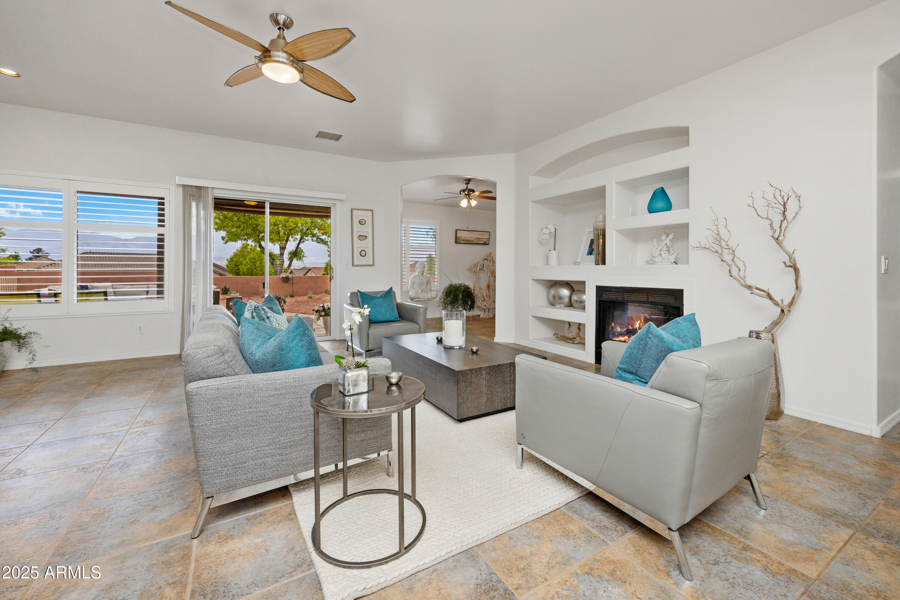 870 S DESERT SUNSET Drive