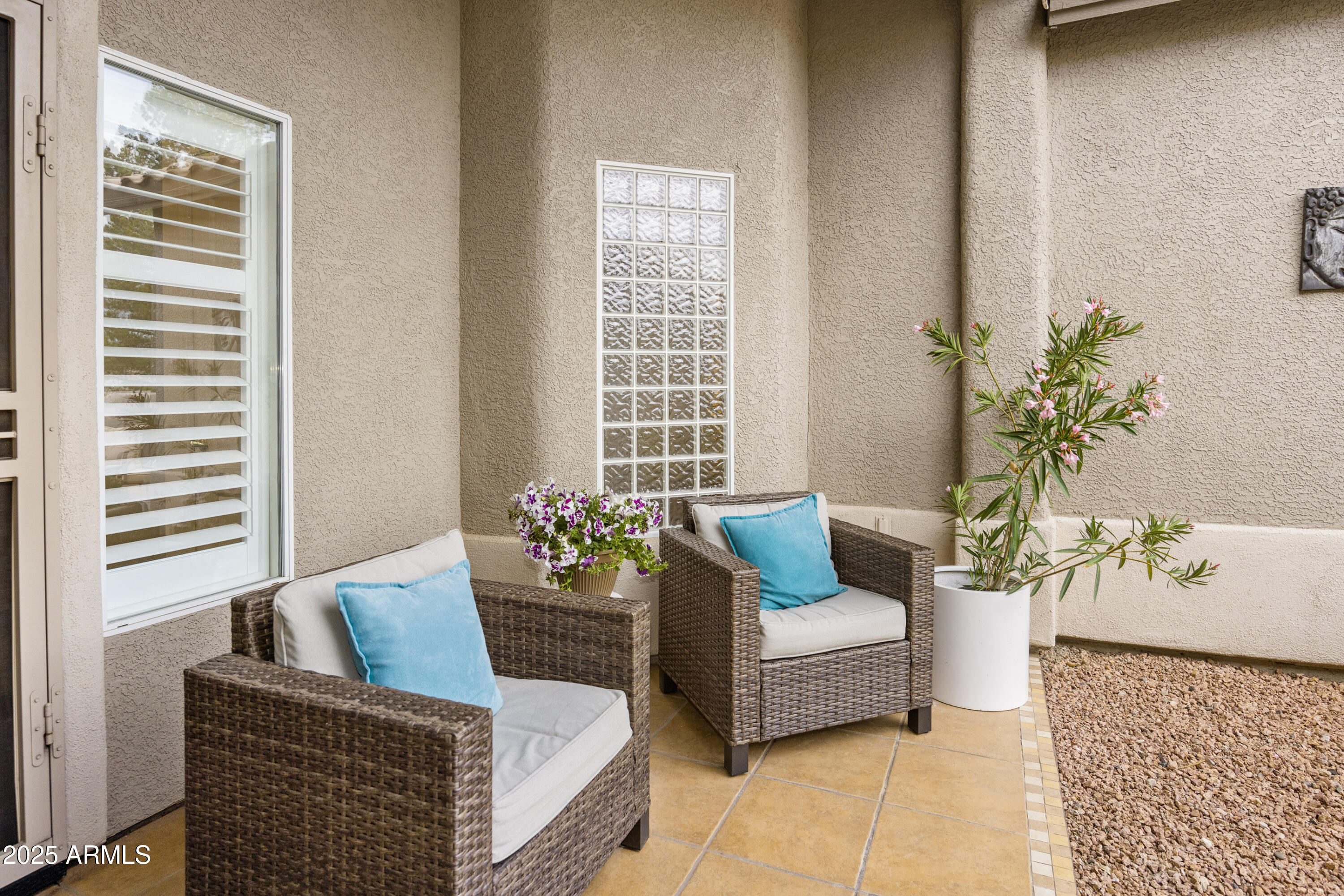 870 S DESERT SUNSET Drive