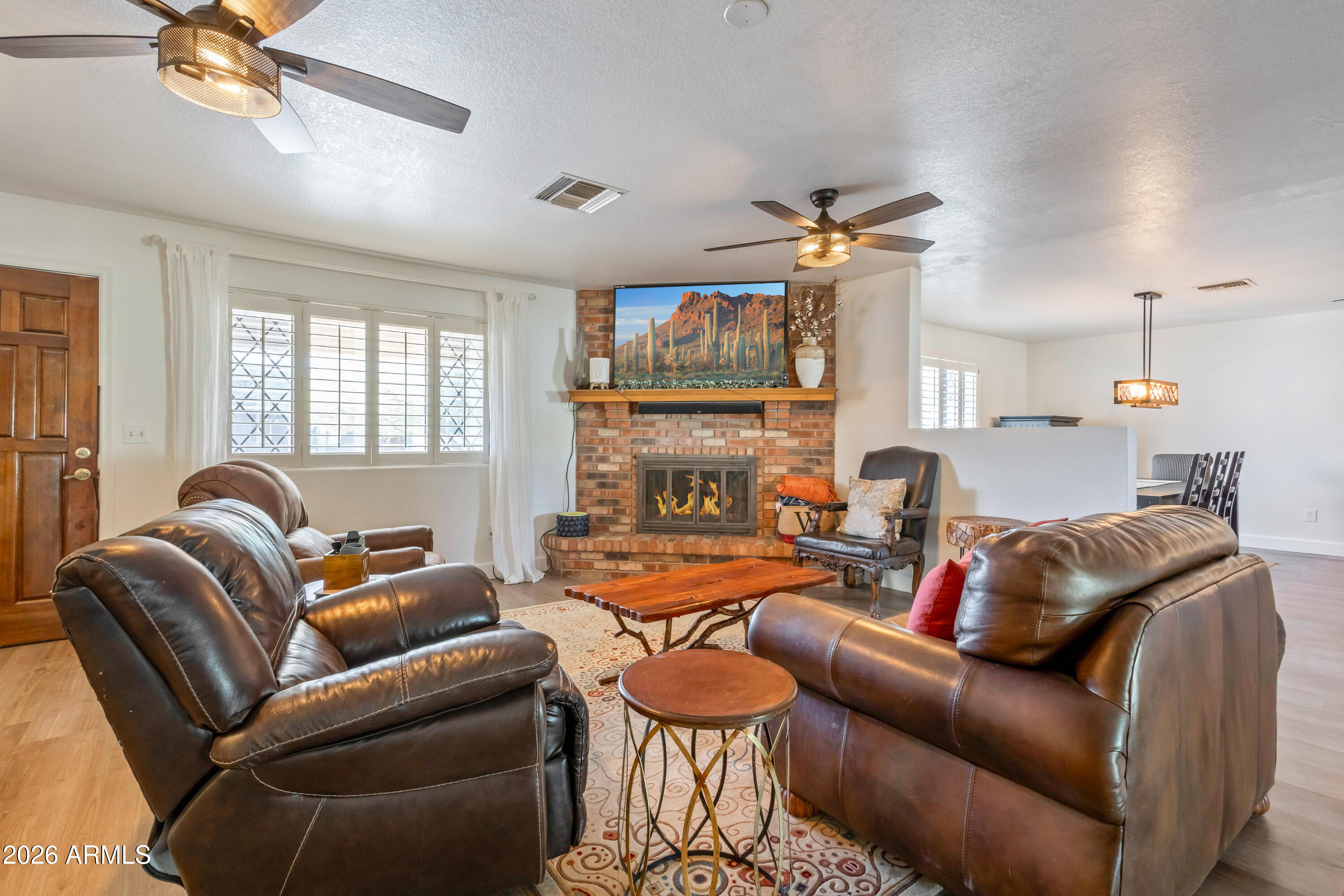 4702 W MCNEIL Street