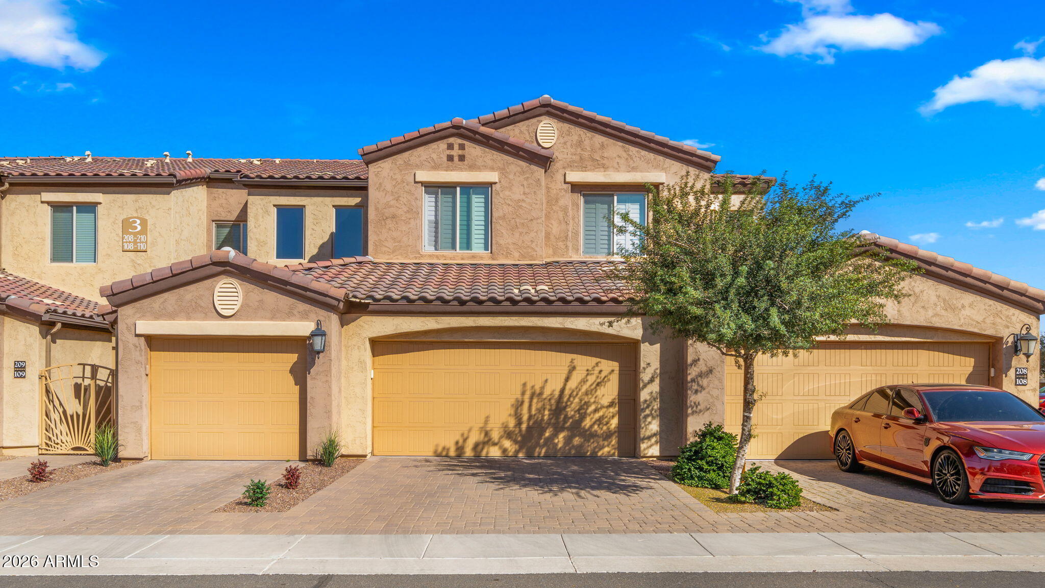 250 W QUEEN CREEK Road 108