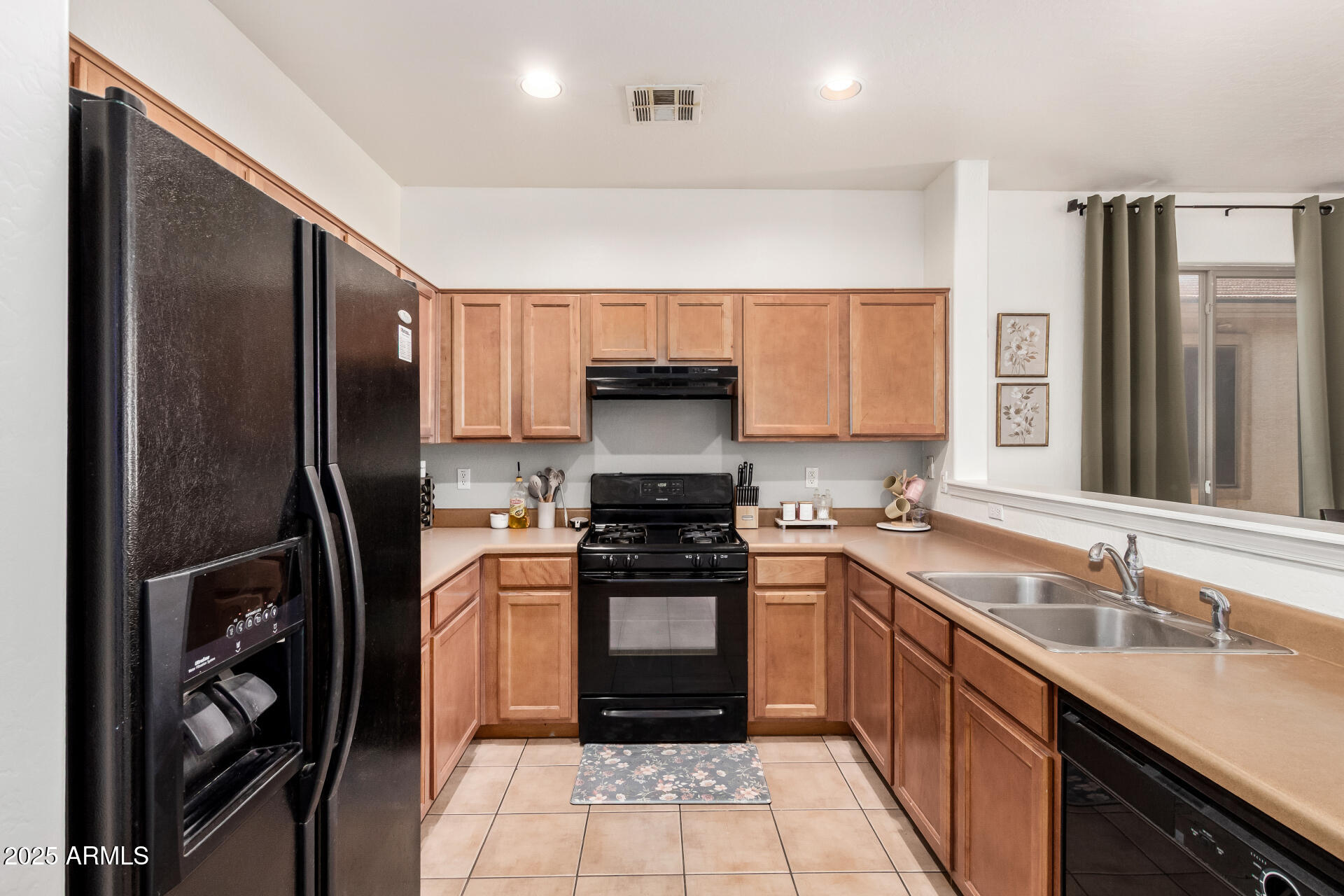 44285 W CYDNEE Drive