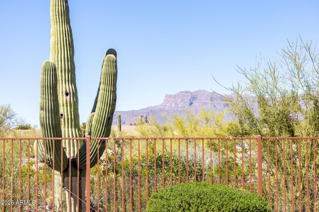 Photo of 10238 E Peralta Canyon Drive, Gold Canyon, AZ 85118 (MLS # 6979427)