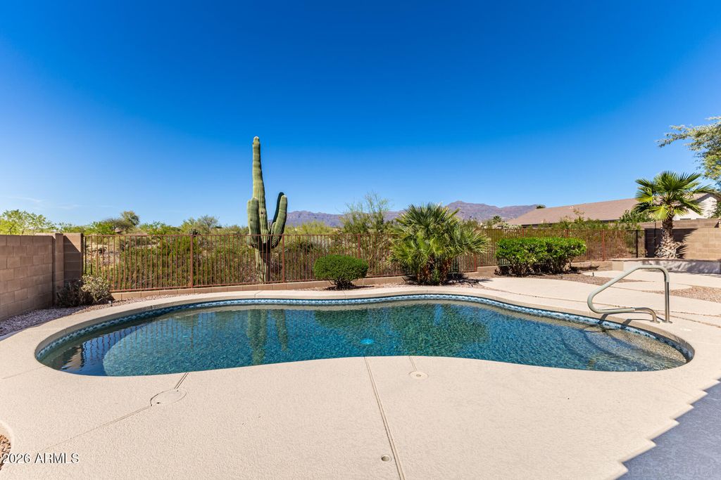 Photo of 10238 E Peralta Canyon Drive, Gold Canyon, AZ 85118 (MLS # 6979427)