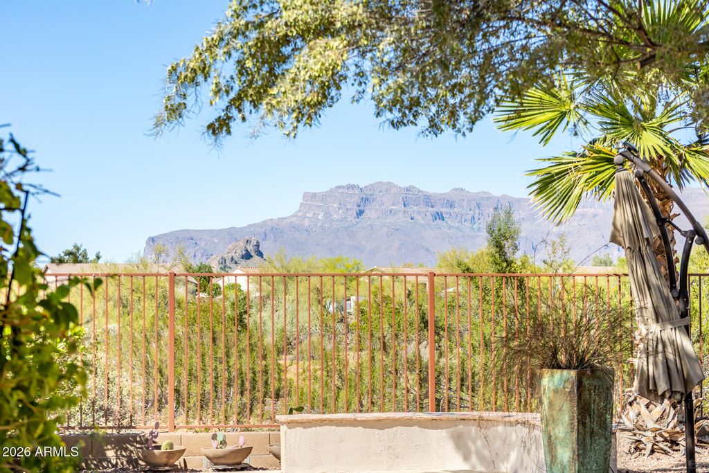 Photo of 10238 E Peralta Canyon Drive, Gold Canyon, AZ 85118 (MLS # 6979427)