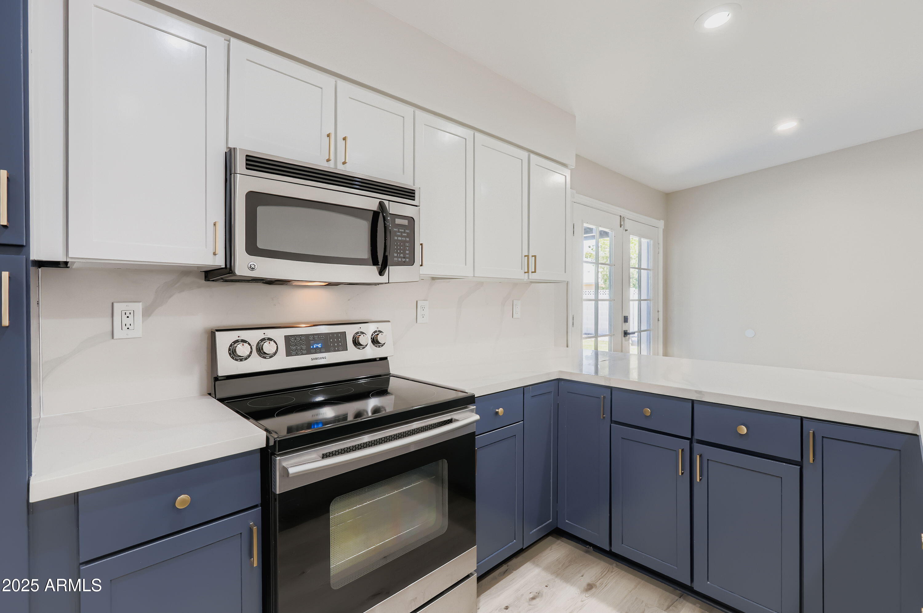 1221 E BROADMOR Drive