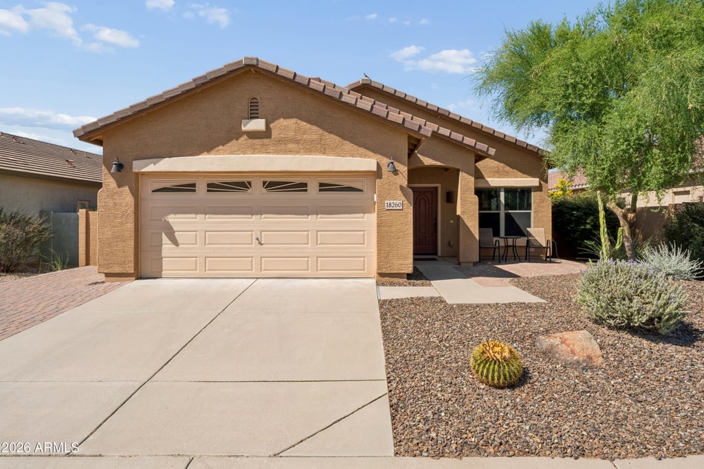 Photo of 18260 E El Amancer, Gold Canyon, AZ 85118 (MLS # 7045043)