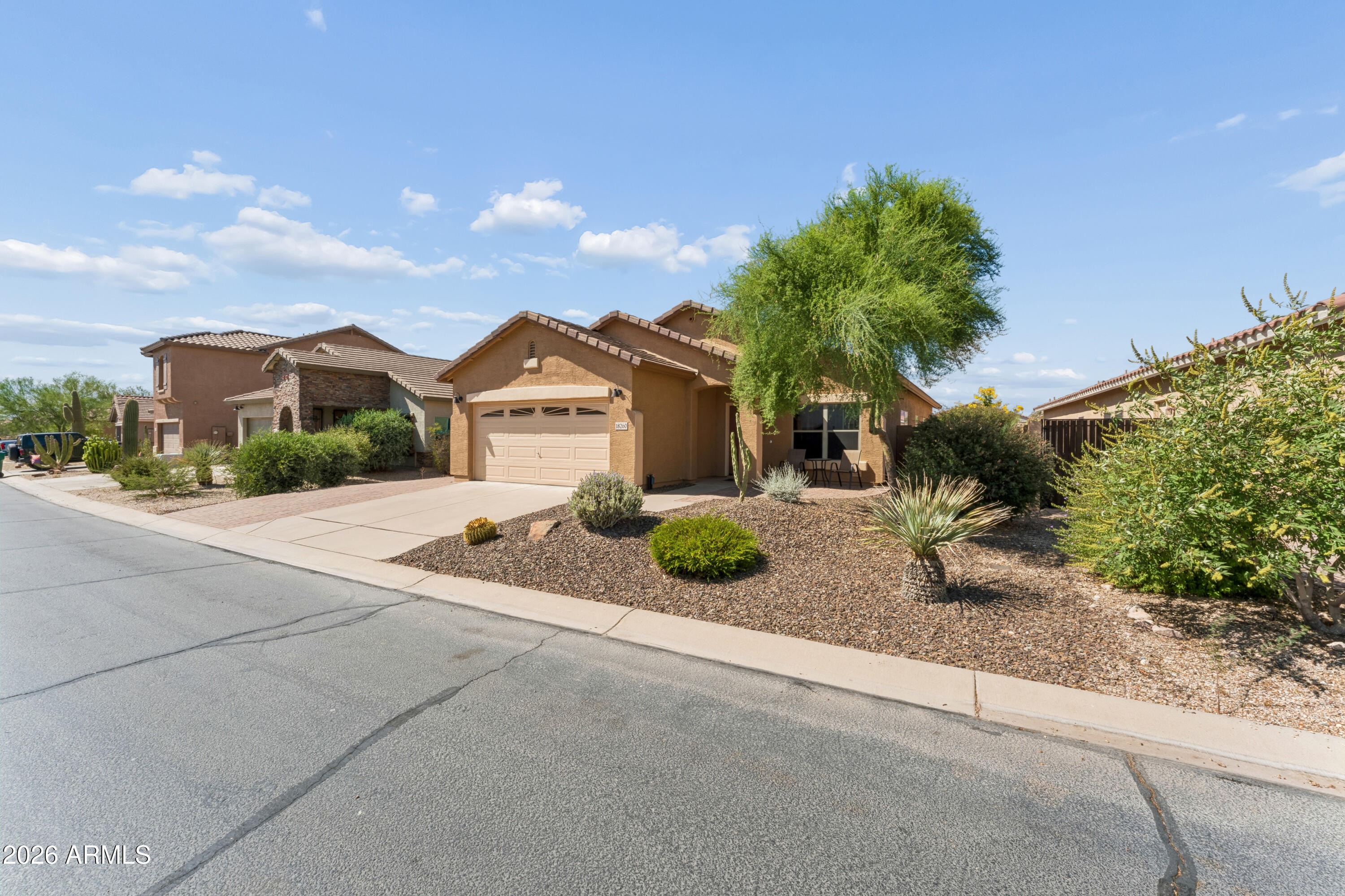 18260 E EL AMANCER --