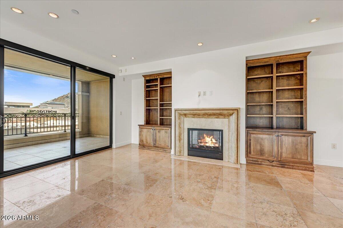 7181 E Camelback Road 610