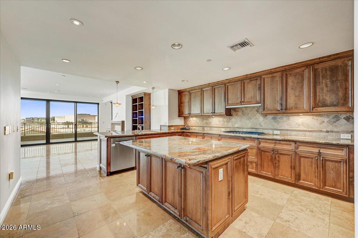 7181 E Camelback Road 610