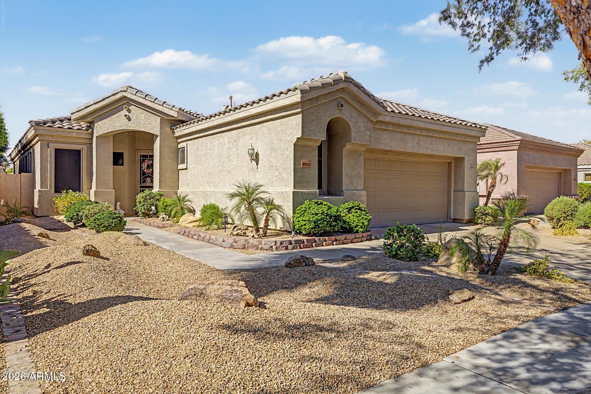 6962 W ROSE GARDEN Lane