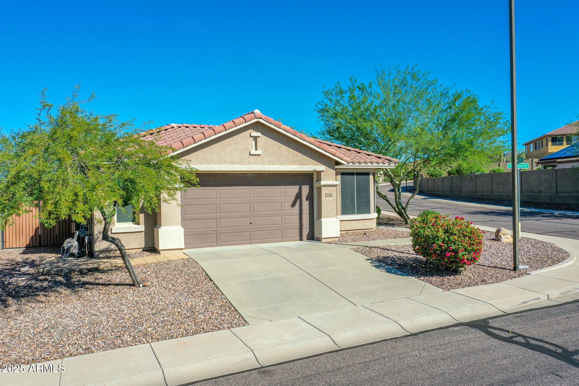 3748 W RUSHMORE Drive
