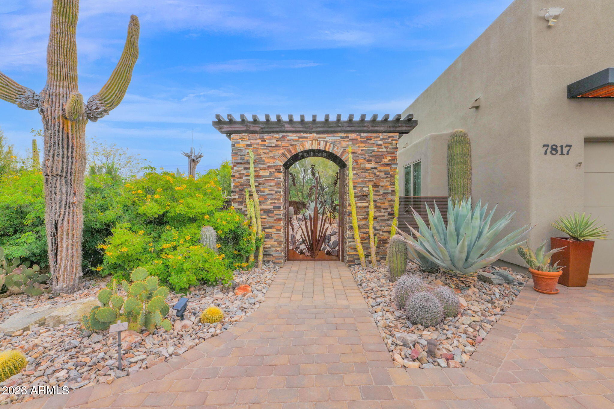 7817 E Dynamite Boulevard