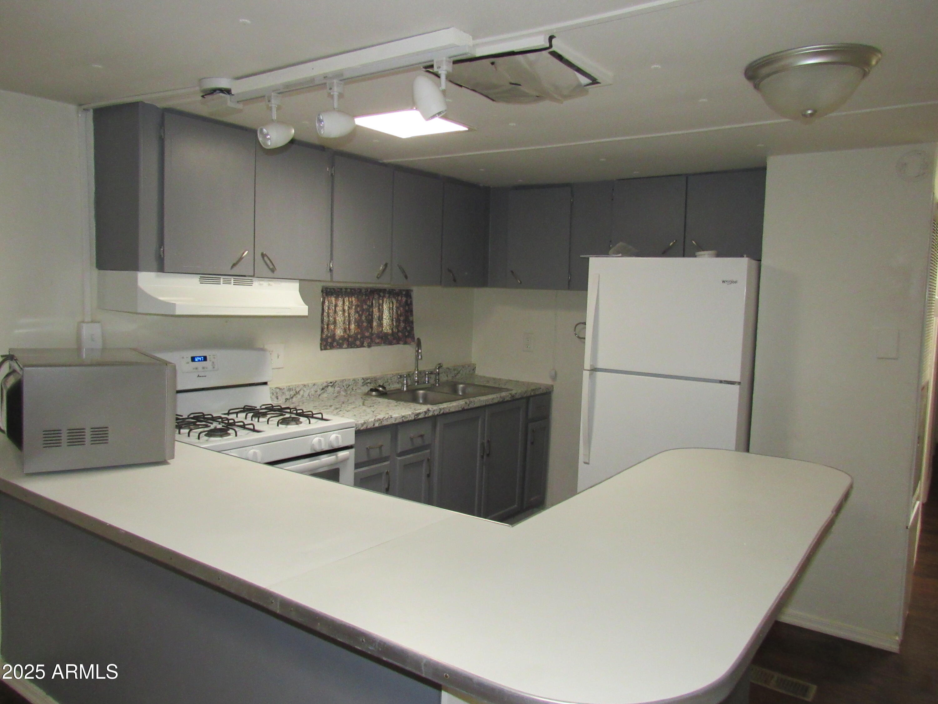 3411 S Camino Seco -- 232