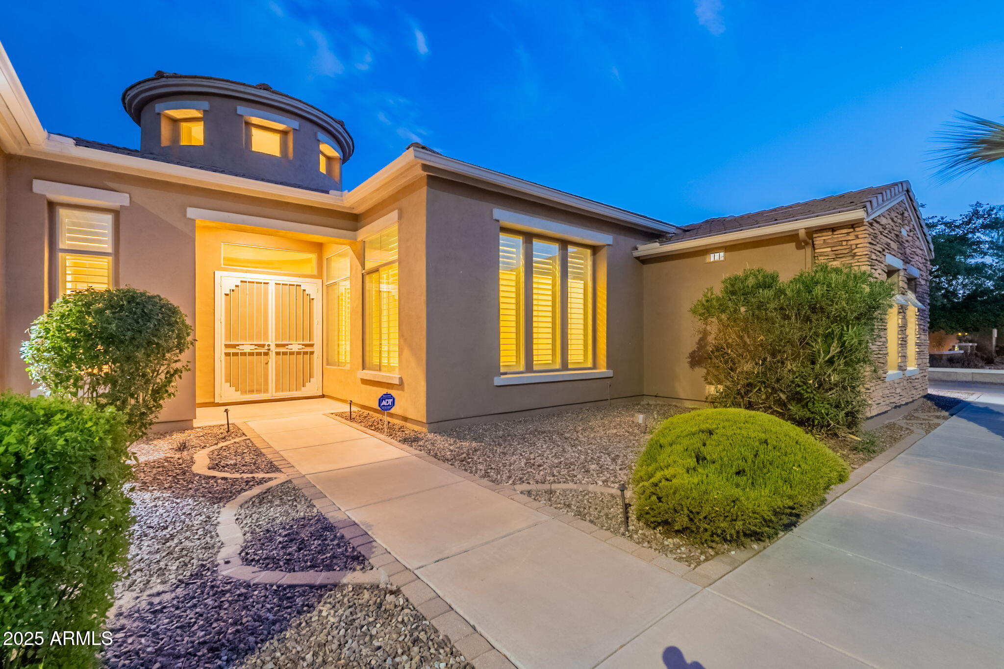 1871 E SAGITTARIUS Place