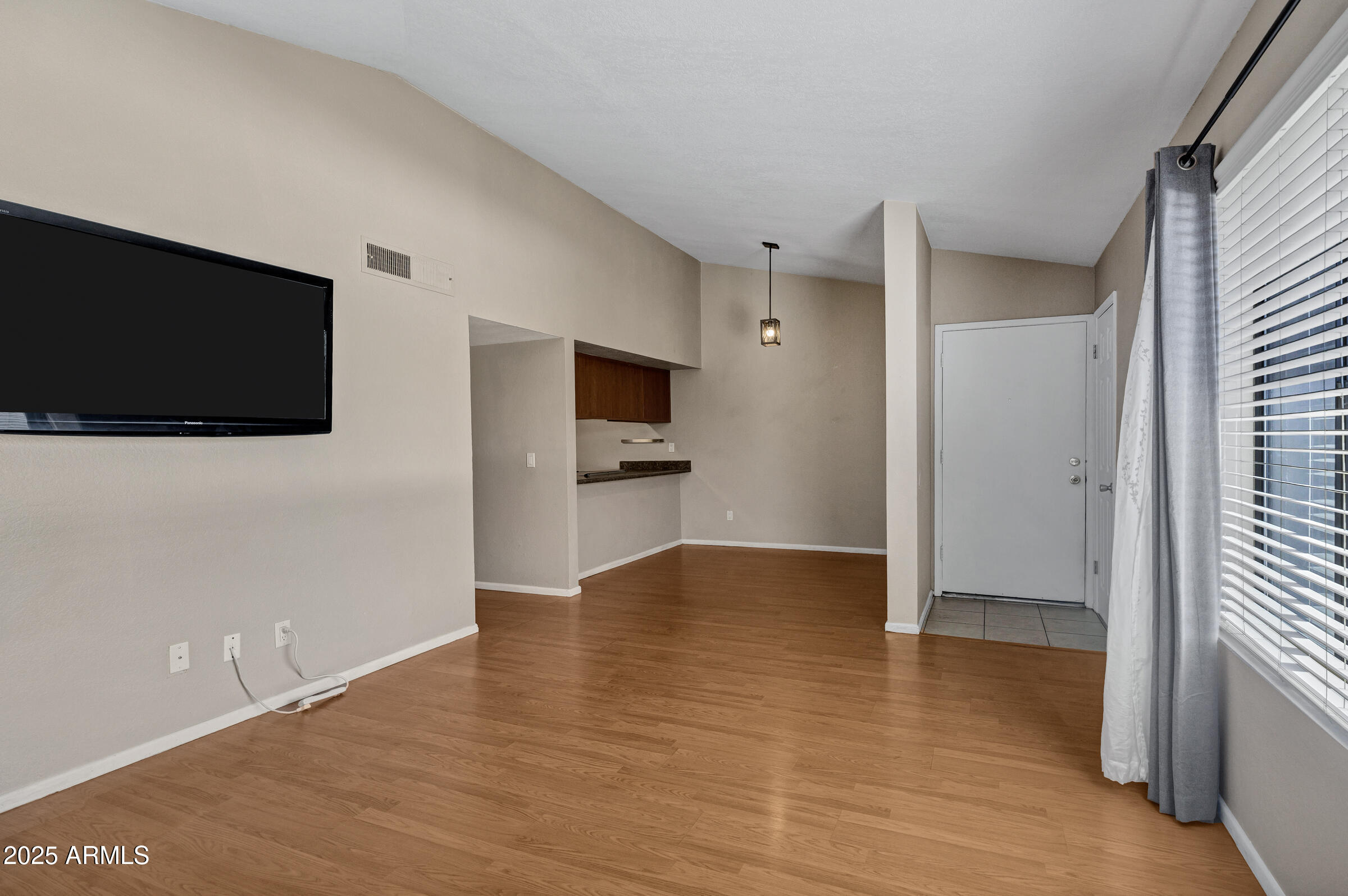 1402 E Guadalupe Road 248