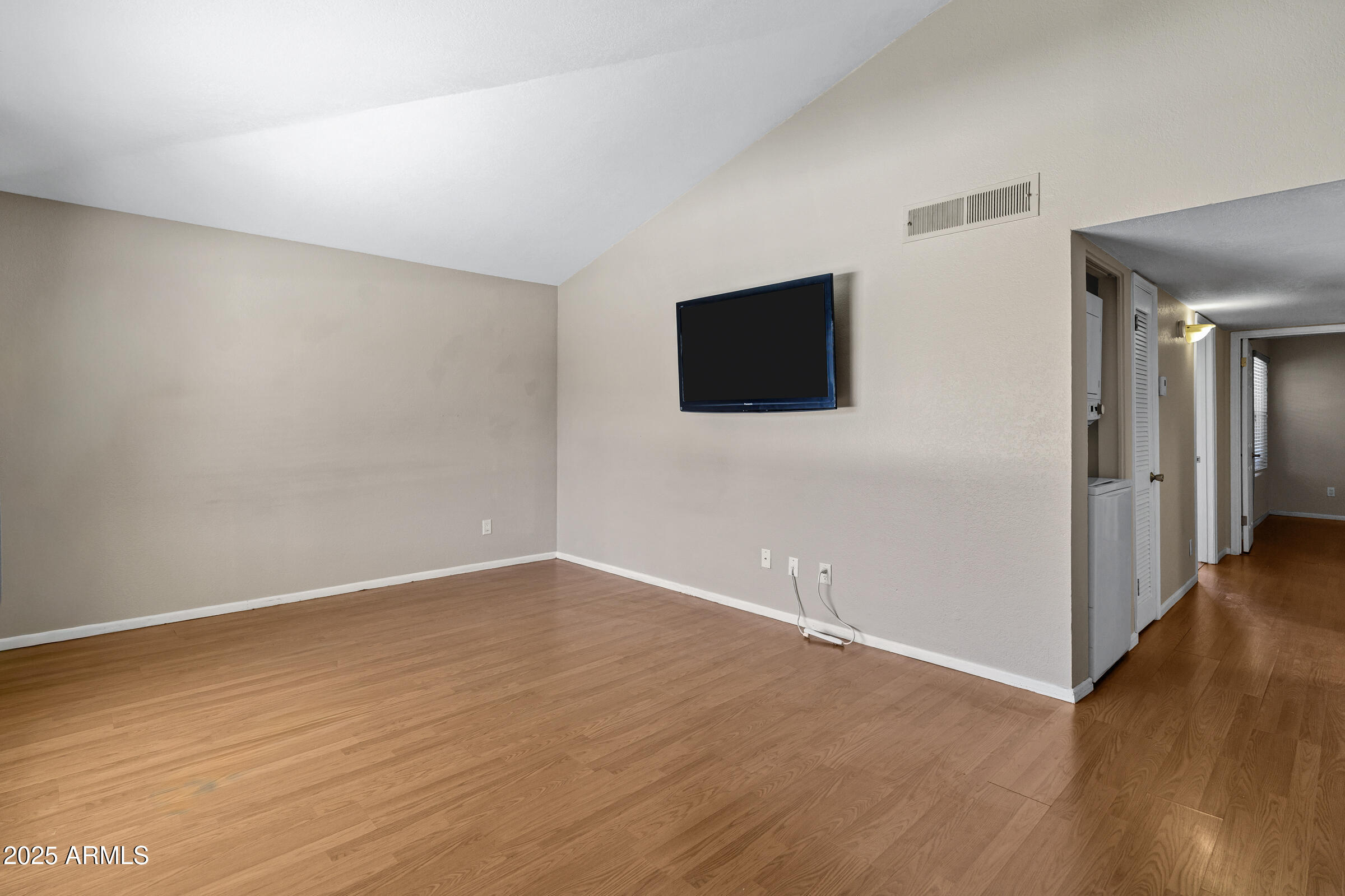 1402 E Guadalupe Road 248