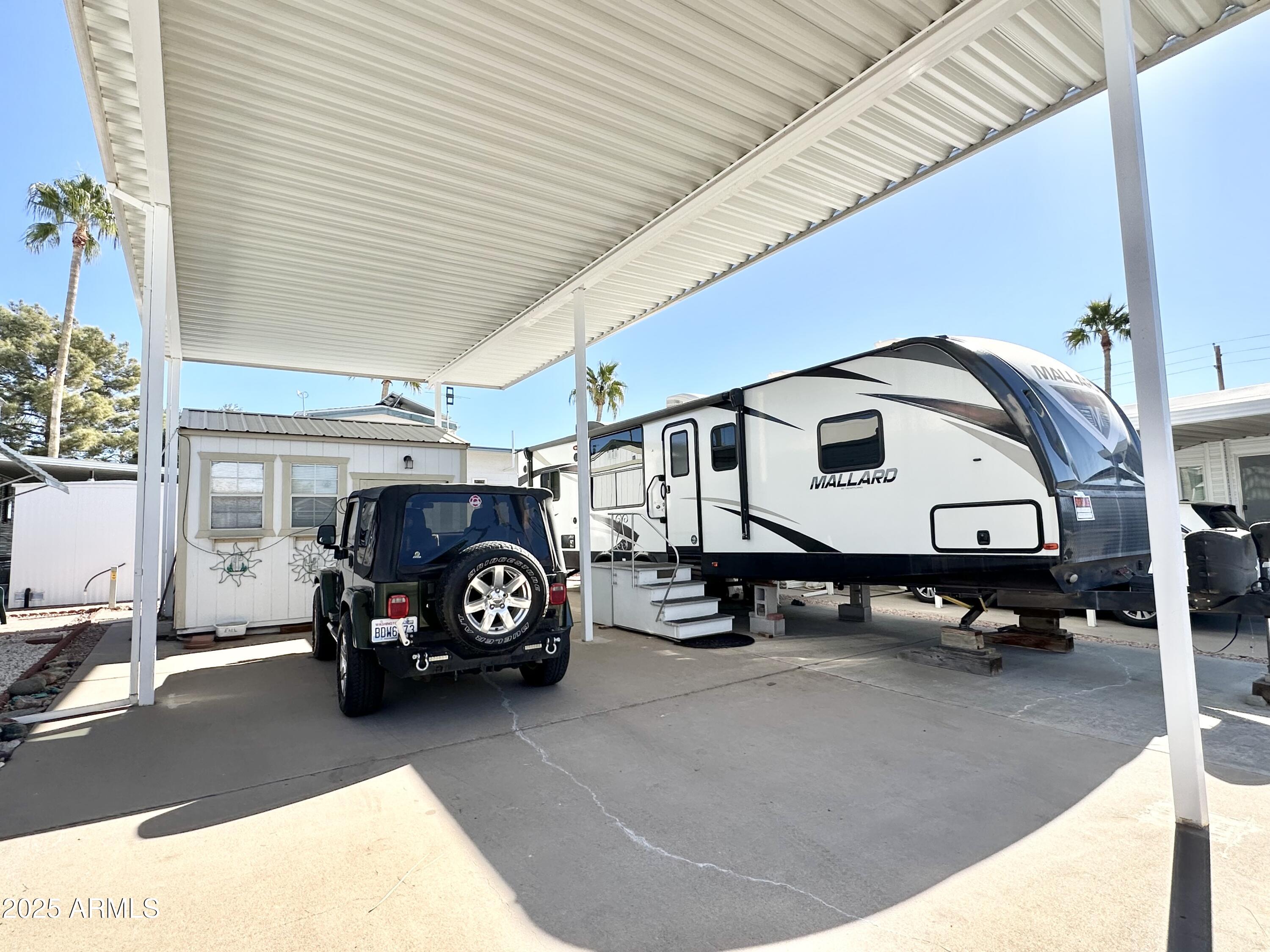 993 S PROSPECTOR Drive 993