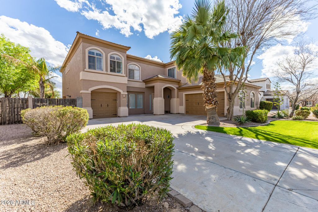Photo of 949 E Benrich Drive, Gilbert, AZ 85295 (MLS # 6984481)