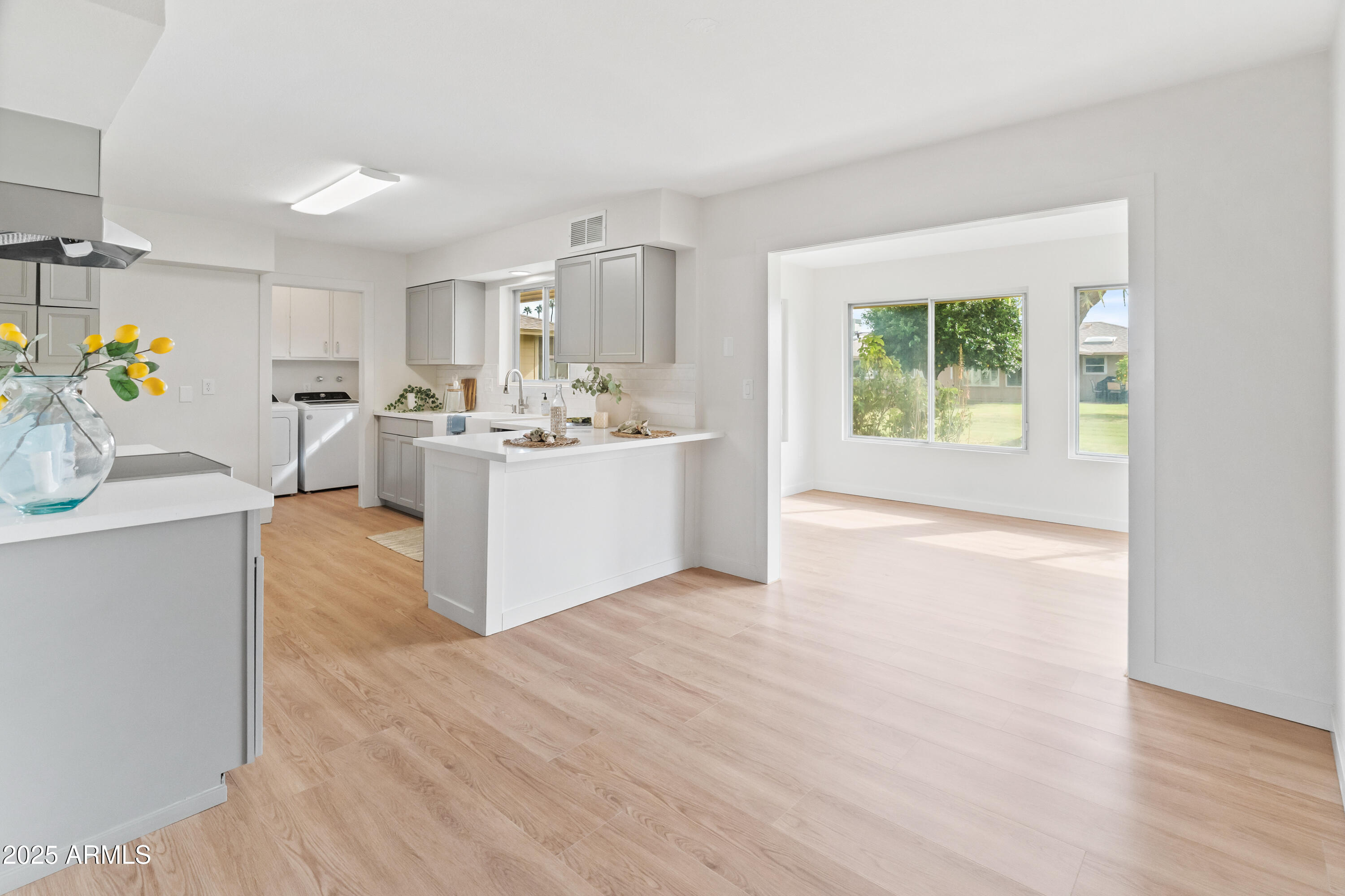 10417 W PRAIRIE HILLS Circle