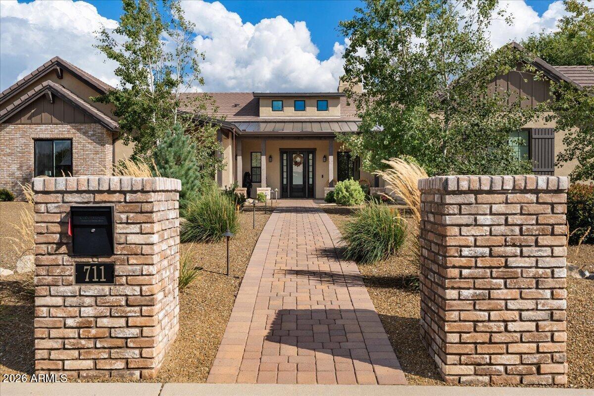 711 ASHWOOD Lane