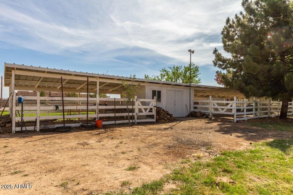 18707 W ELM Street