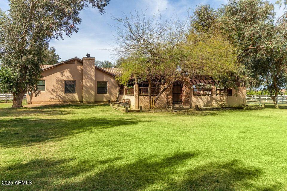18707 W ELM Street