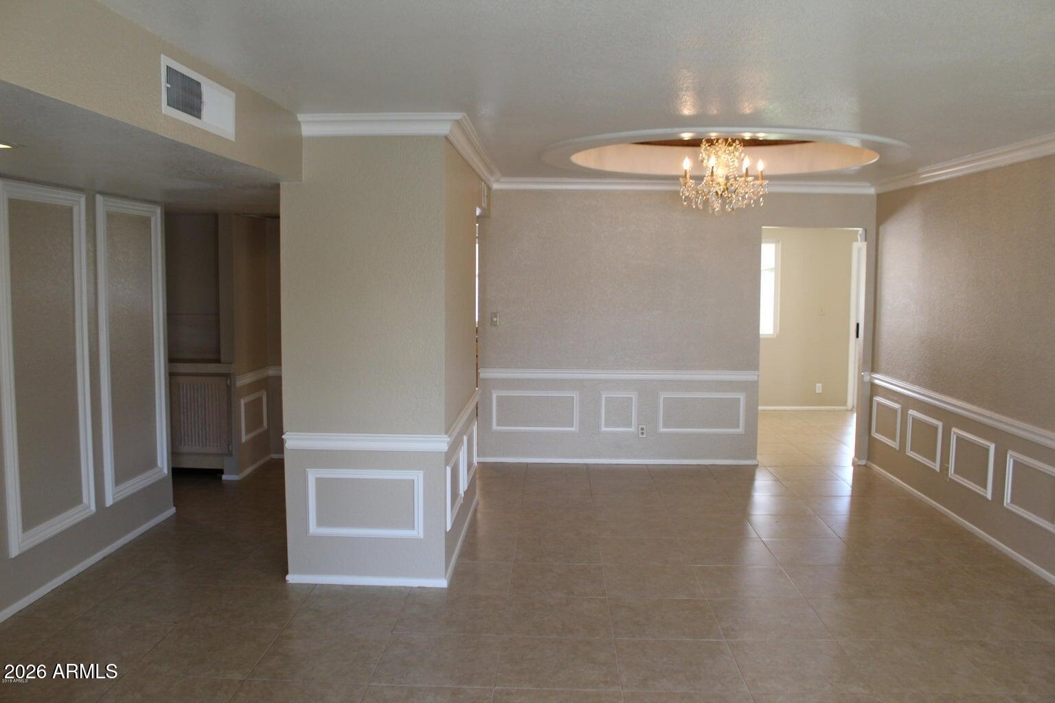 1517 E GEMINI Drive