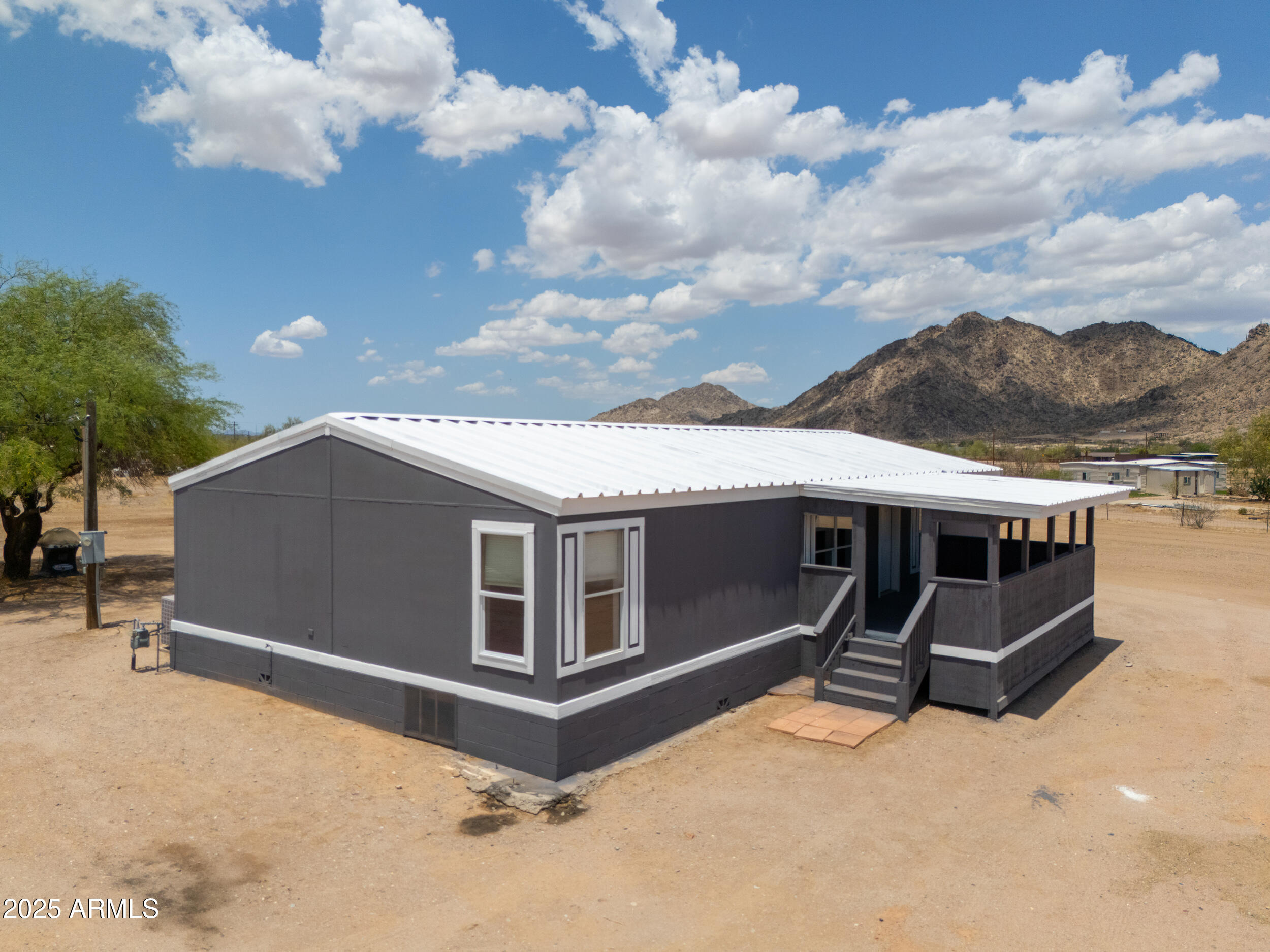 11192 N JOHNSON Road