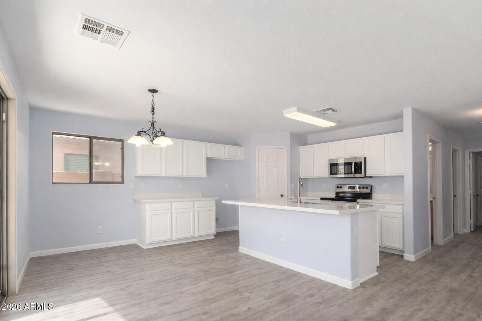 45677 W WINDMILL Drive