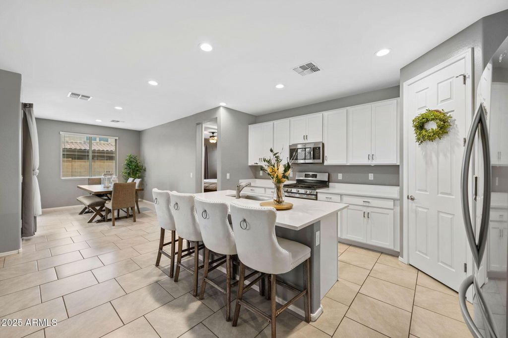 Photo of 20852 E Kingbird Drive, Queen Creek, AZ 85142 (MLS # 6950000)