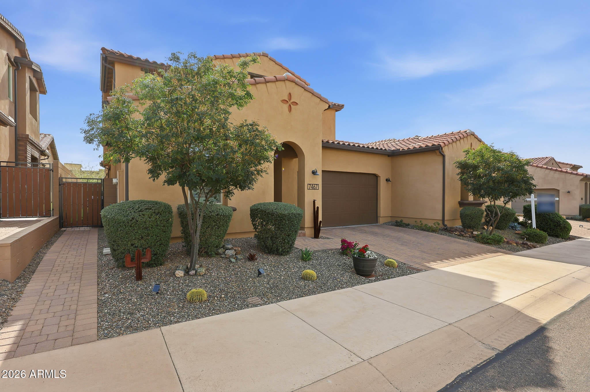 7467 E CASITAS DEL RIO Drive