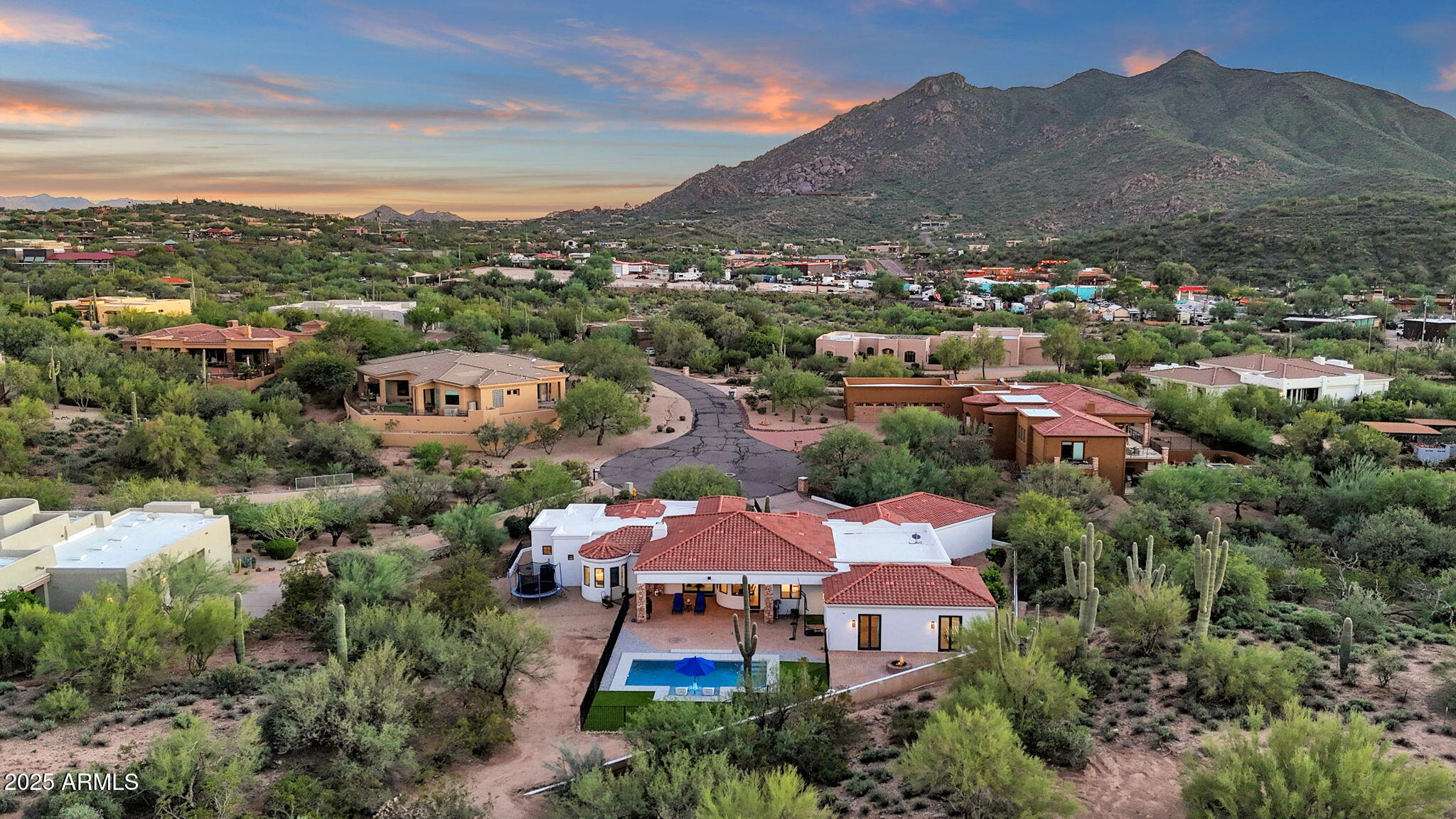 BLACK MOUNTAIN SHADOWS - Residential