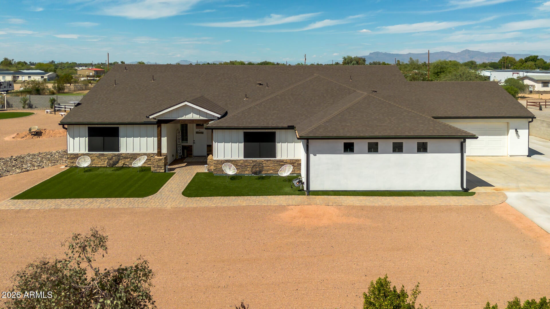 4464 E VISTA GRANDE --