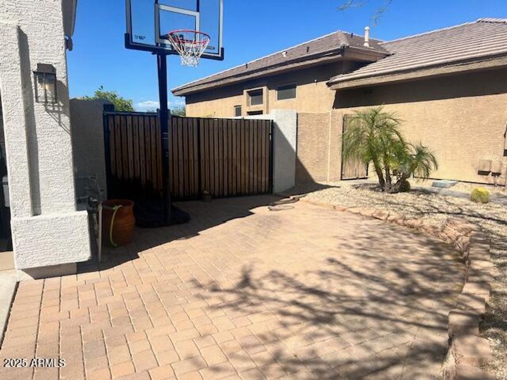 Photo of 6026 E Sonoran Trail, Scottsdale, AZ 85266 (MLS # 6862516)