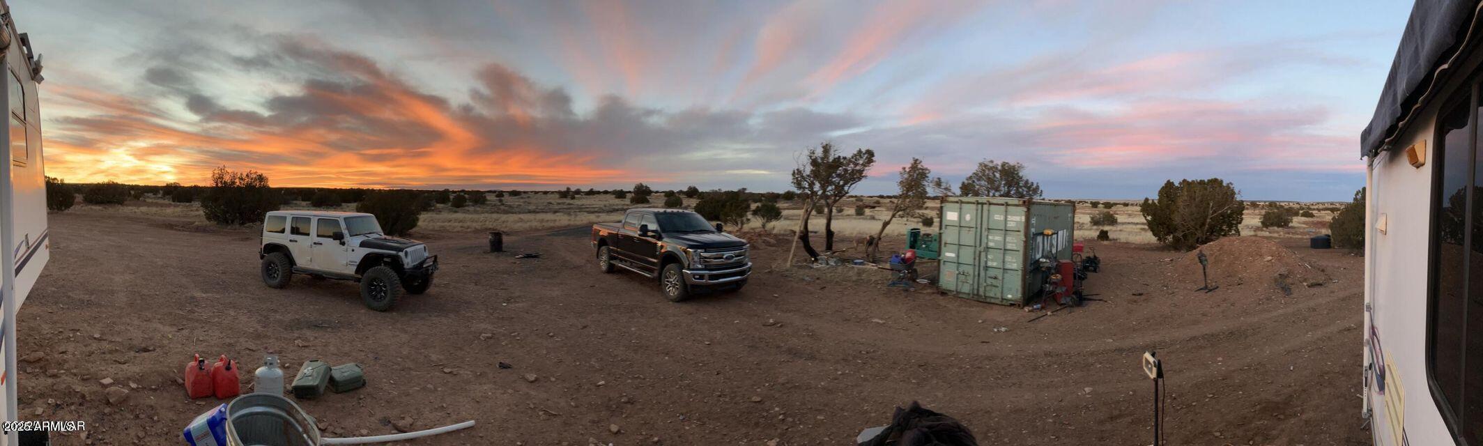 Homes 1 5184 Coyote Trail -