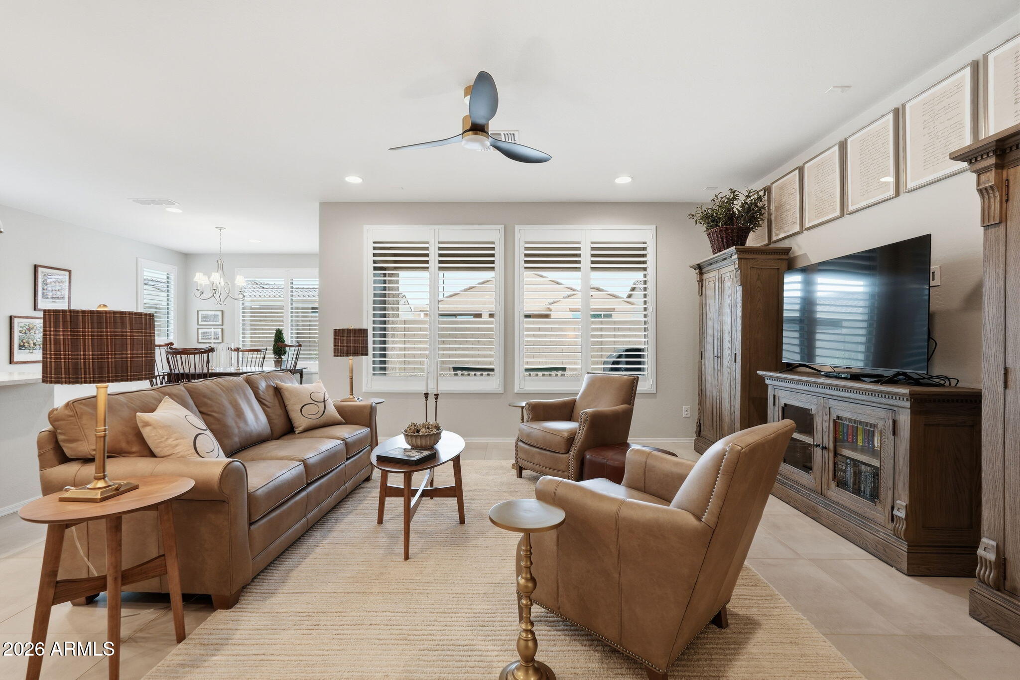 7674 W CACTUS WREN Way